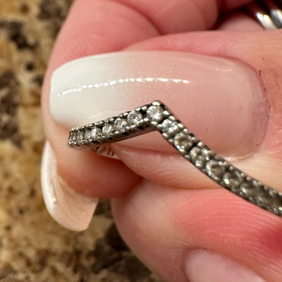 Pandora authentic wishbone ring size 48 (4.5) - Picture 3 of 9